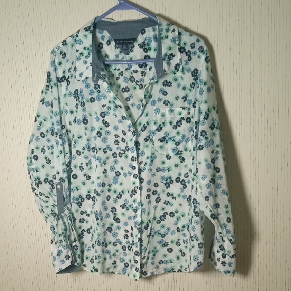 Tommy Hilfiger Womens Floral Button-Down Shirt - White with Blue & Green Flowers